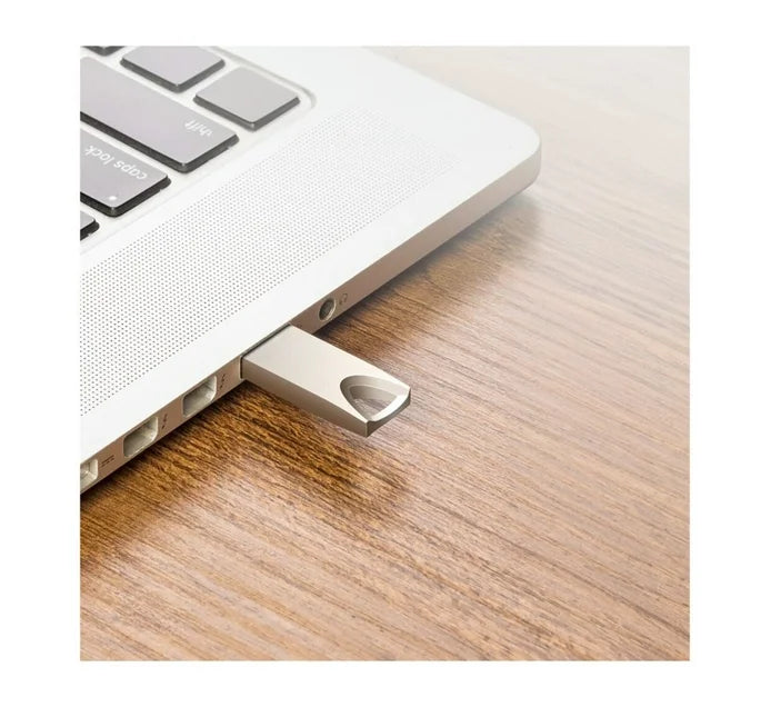 Hikvision M200 32GB USB 2.0 Flash Drive